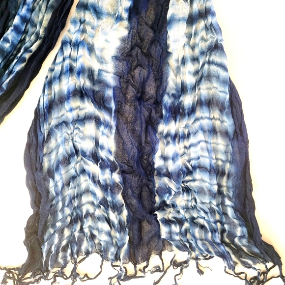 Tie-dye scarf - Picture 4 of 5